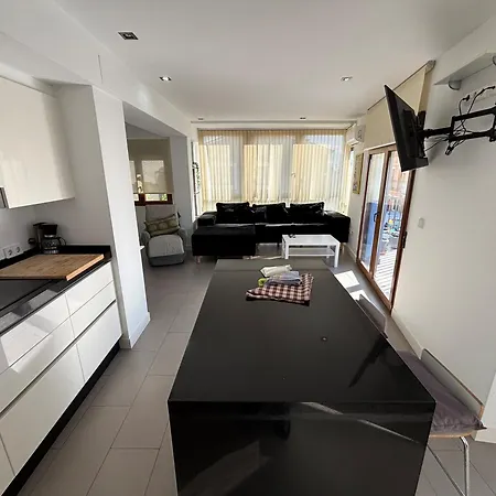 Raset Puerto - Serviden Apartman *